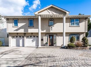 3111 Lee Pl, Bellmore, NY 11710