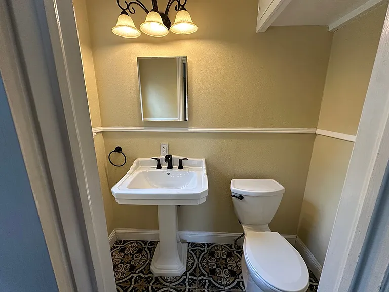 2521 Sunnybrook Dr — Photo 18