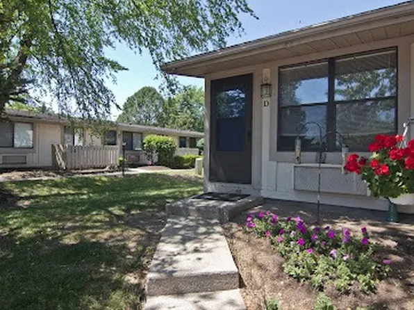 Ridgewood Apartments, 2700 Ridgewood Dr N #2-521E, Elkhart, IN 46517