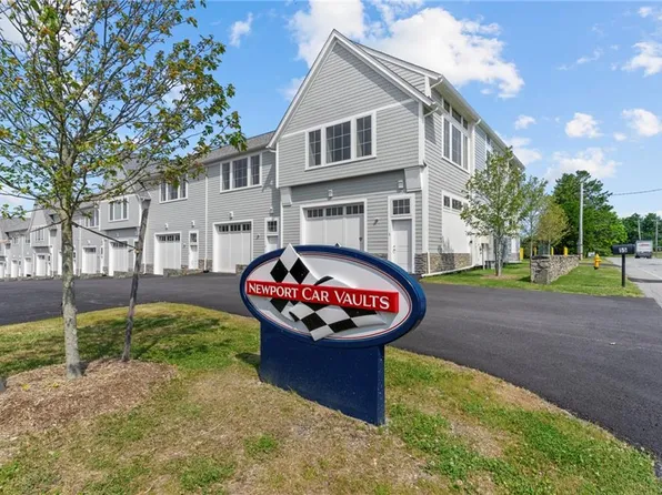 55 John Clarke Rd #23, Middletown, RI 02842