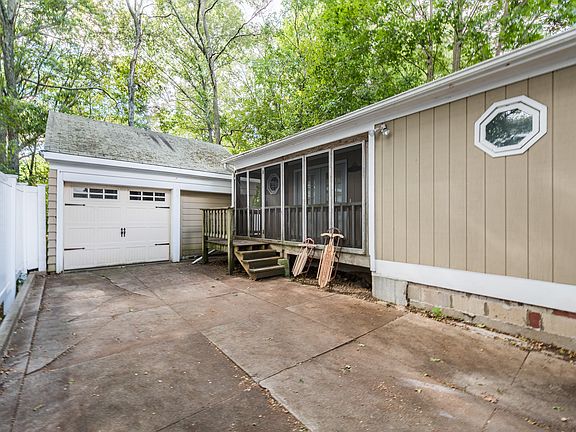 Driveway, Porch and Garage