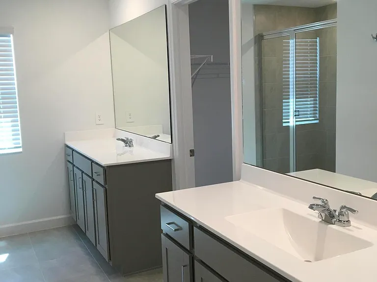 12226 SW Roma Cir — Photo 19