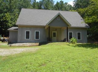 958 Buckhead Dr, Bracey, VA 23919
