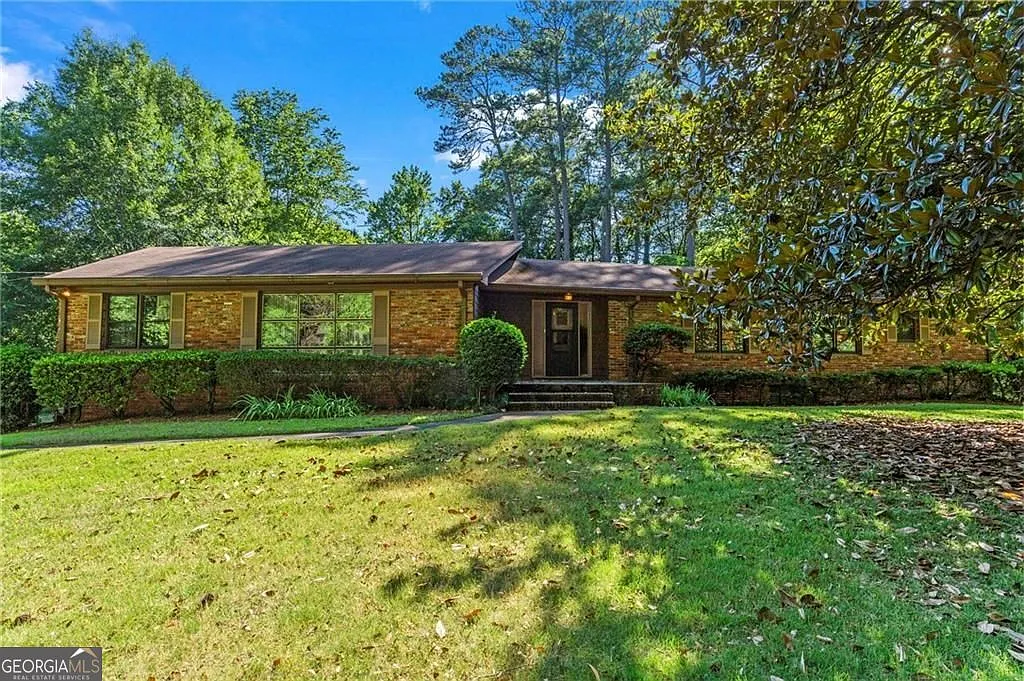 4872 Northland Dr photo 1