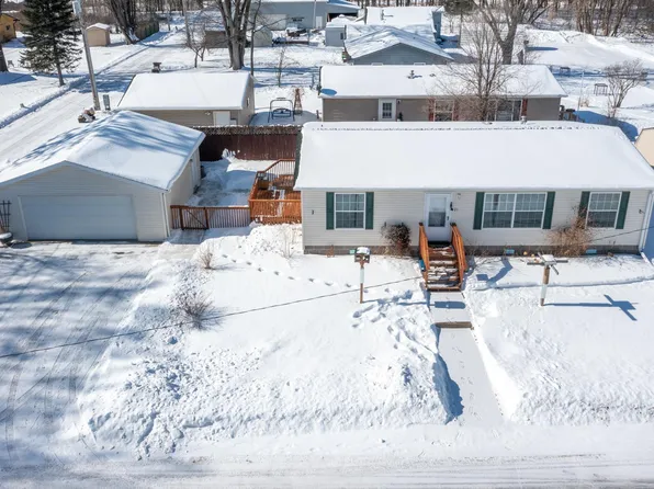 421 7th Ave NW, Aitkin, MN 56431