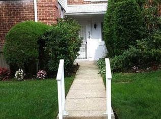 6707 Cloverdale Blvd, Bayside, NY 11364
