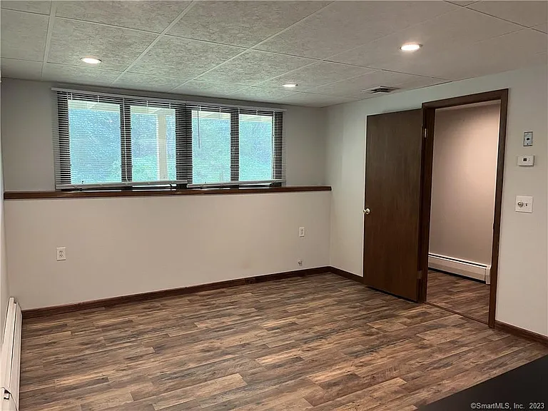 675 Derby Milford Rd — Photo 15