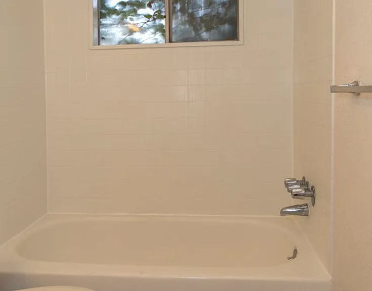 Dexter Street Apartments — Photo 12