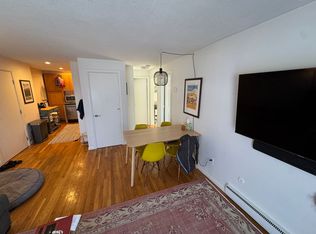 15 Euston Rd APT 16E, Brighton, MA 02135