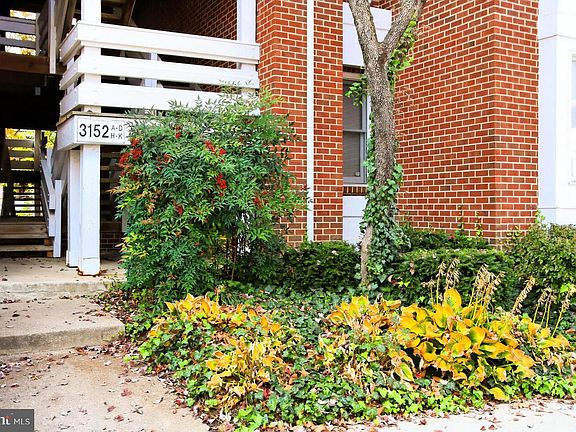 2nd image of 3152 Anchorway Ct #3152B