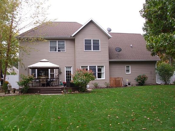 2nd image of 1377 Stone Creek Ct