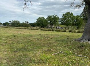 998 E Coker Rd, Fort Pierce, FL 34945