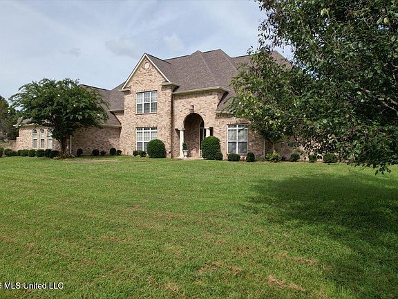 3rd image of 219 Sunset Cir