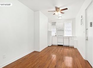 212 W 16th St #1W, New York, NY 10011
