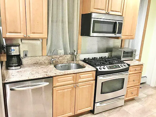 Rented by Mega Homes Realty INC | media 16