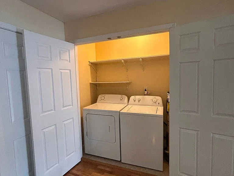 929 Christian St #X — Photo 3
