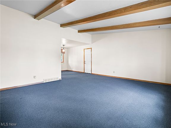 3rd image of 18341 Bonnie Ln