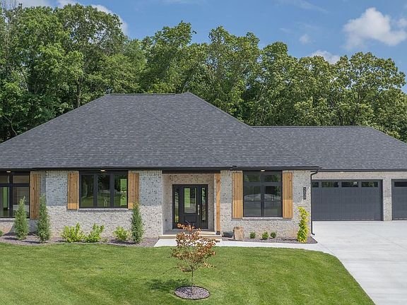 2nd image of 3808 Concord Ln