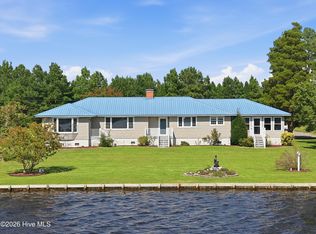 835 Foreman Ln, Belhaven, NC 27810