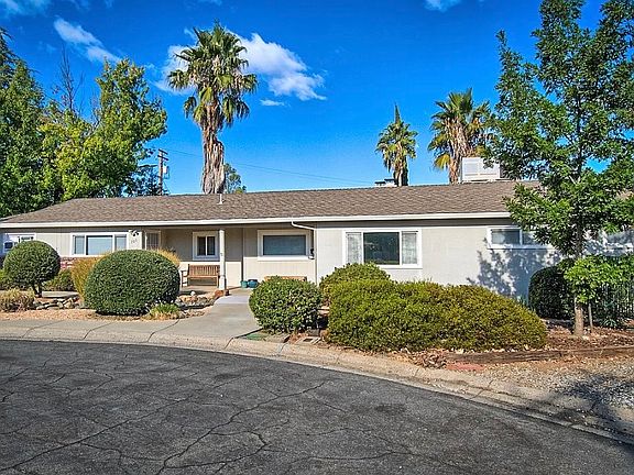 2nd image of 705 Cascade Ct