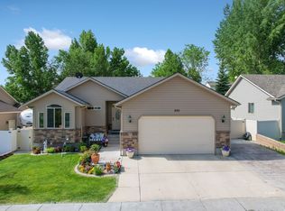 205 Brookwood Dr, Elko, NV 89801