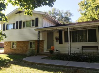 23659 E 2nd St, Grand Rapids, OH