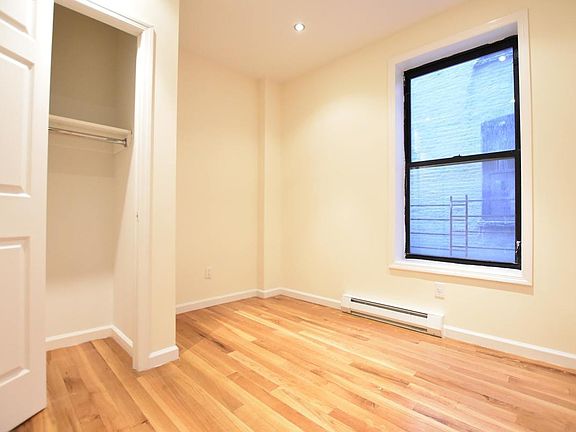 3rd image of 10 Manhattan Ave APT 2C