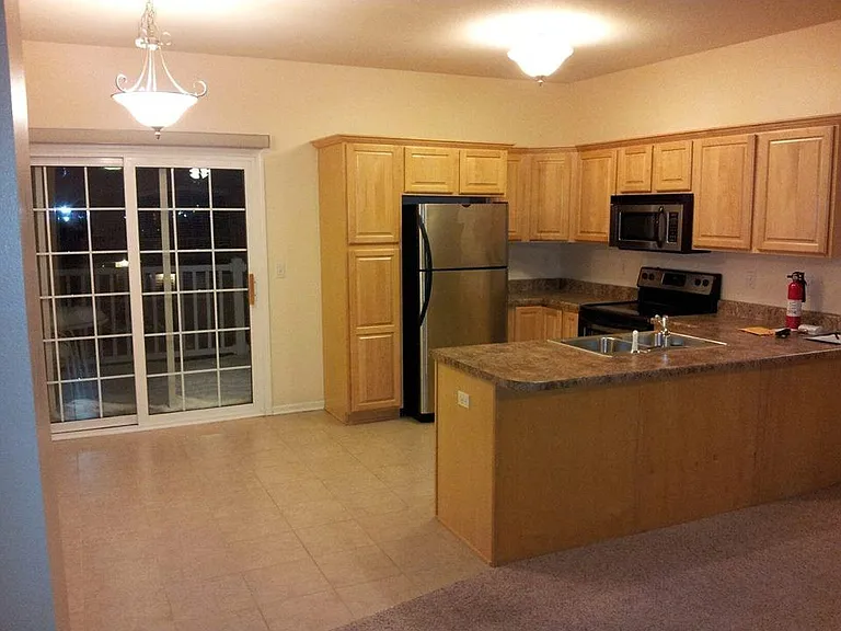1607 SW White Birch Cir — Photo 3