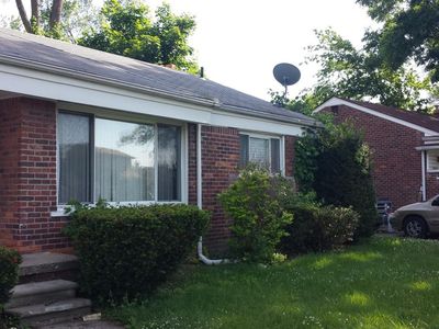 29933 Spring Arbor Dr, Inkster, MI, 48141