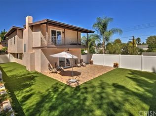 5625 Valley Circle Blvd, Woodland Hills, CA 91367