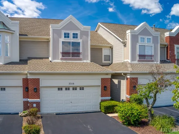 3310 Rosecroft Ln, Naperville, IL 60564