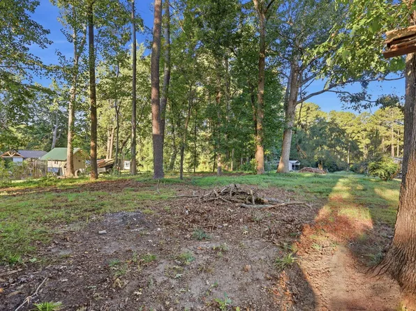 8472 State Highway 39 S, Zebulon, NC 27597