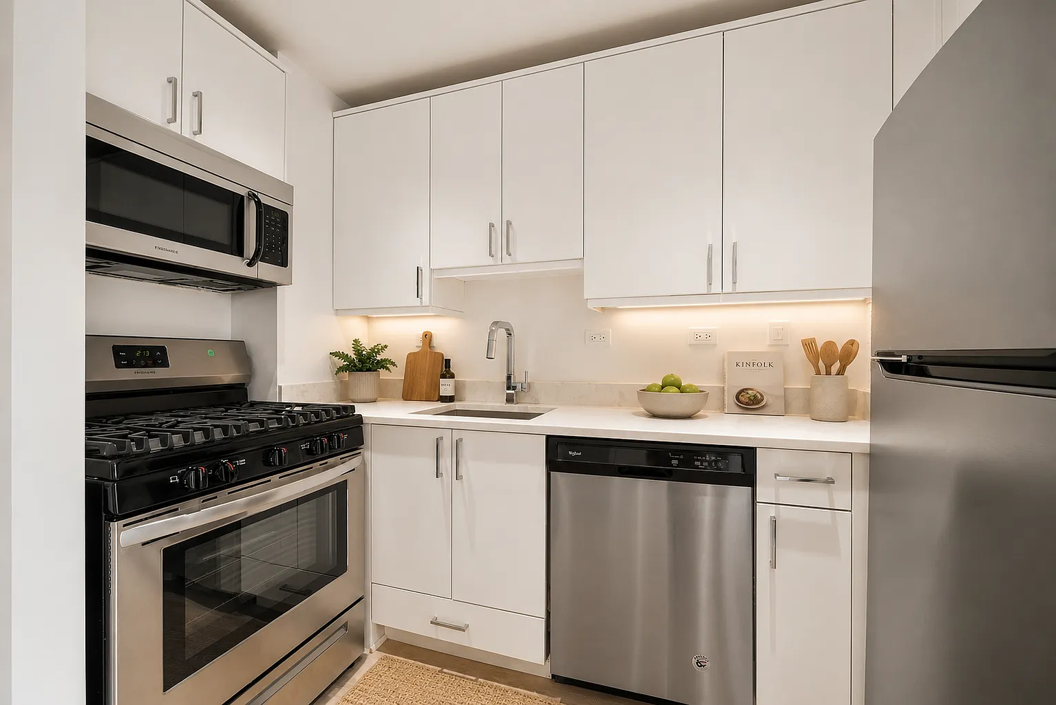 35 West 33rd Street — Photo 2