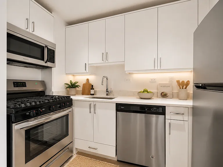 35 W 33rd St #29A — Photo 2