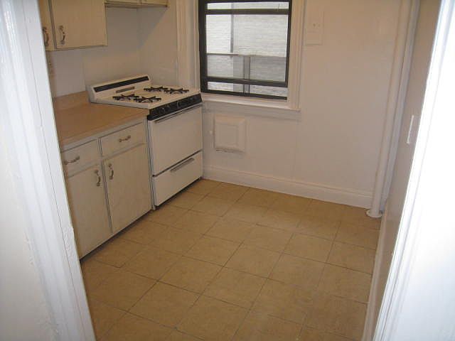 1st image of 4119 60th St APT B1