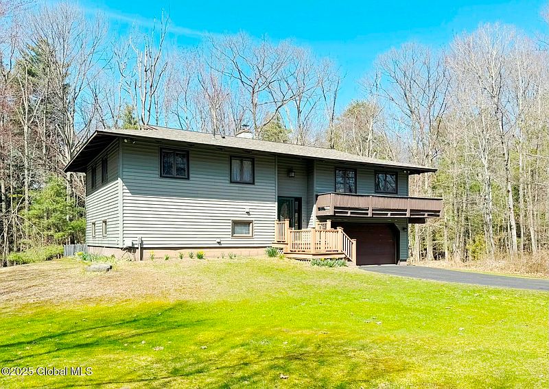2nd image of 598 Oak Hill Road