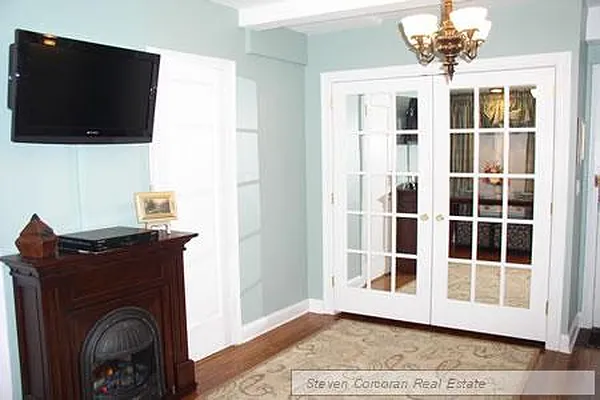 Rented by Steven Corcoran Real Estate | media 29