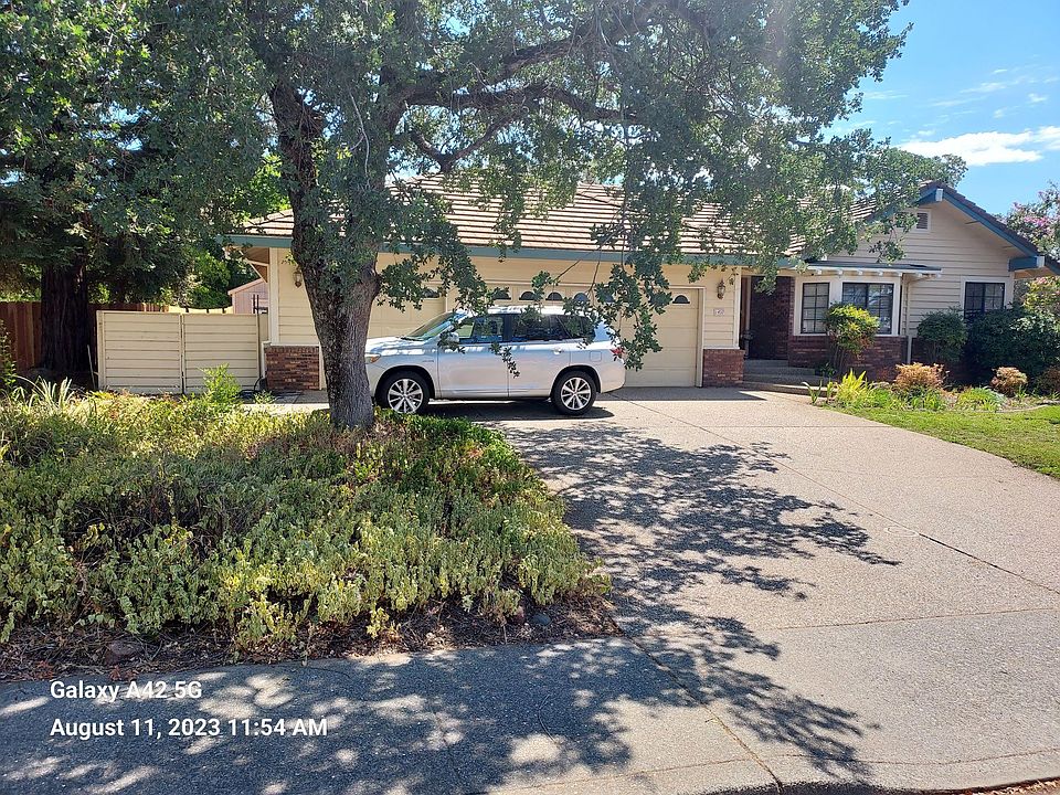 1st image of 1427 Tanoak Way