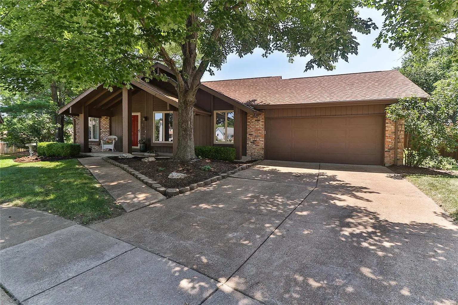2 Rain Forest Ct photo 1
