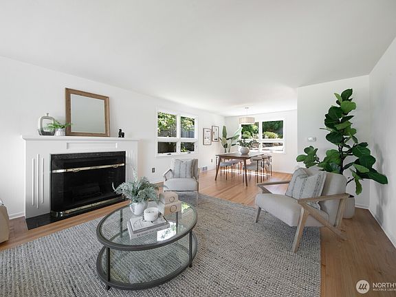 5th image of 5025 Nicklas Place NE