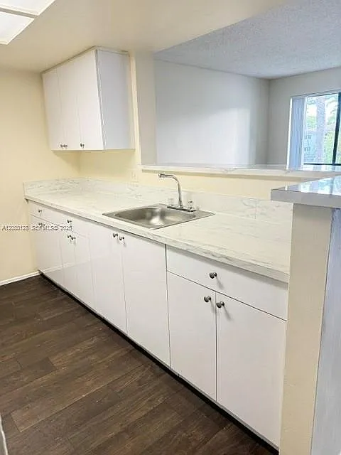 Crescent Cove Condo — Photo 4