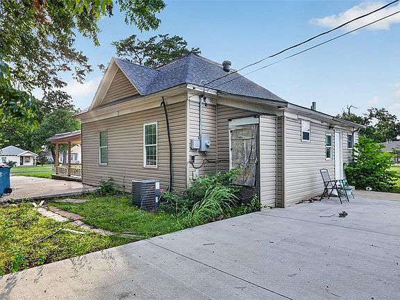 5th image of 720 N Boulevard St