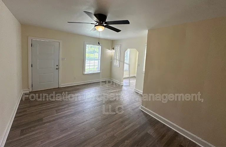 3180 Crump Ave — Photo 9
