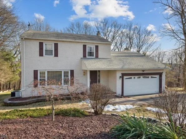 31 Lynn Dr, Byram Twp., NJ 07821