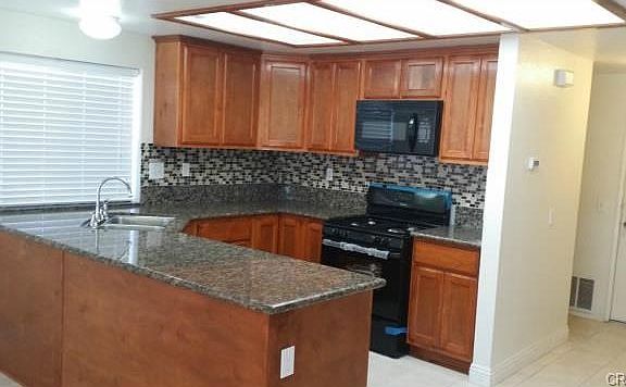 3rd image of 15425 Canyonstone Dr
