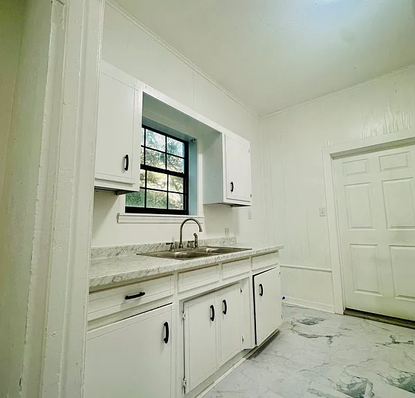 503 Cannon St — Photo 6