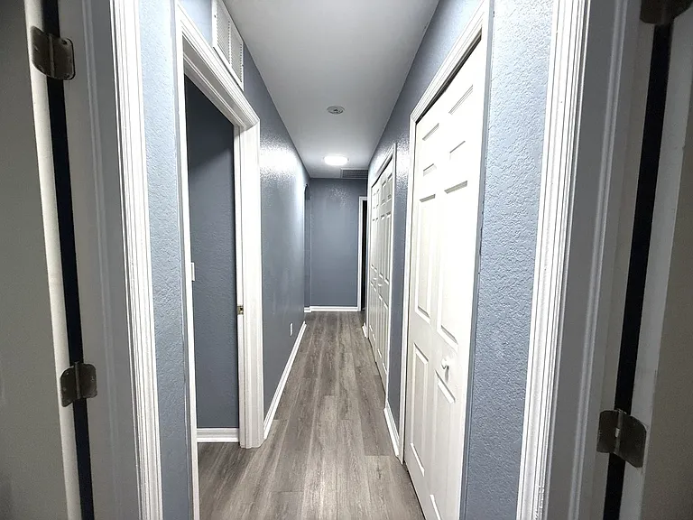 302 NW 2nd Pl — Photo 14