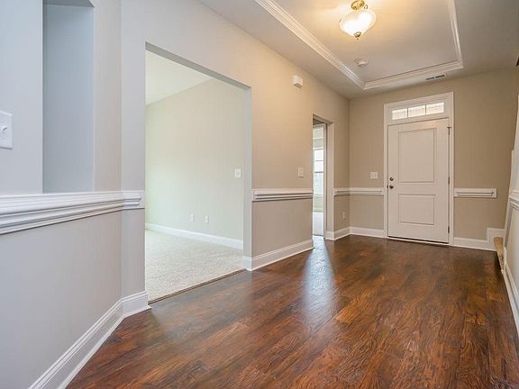 005 Foyer Compressed