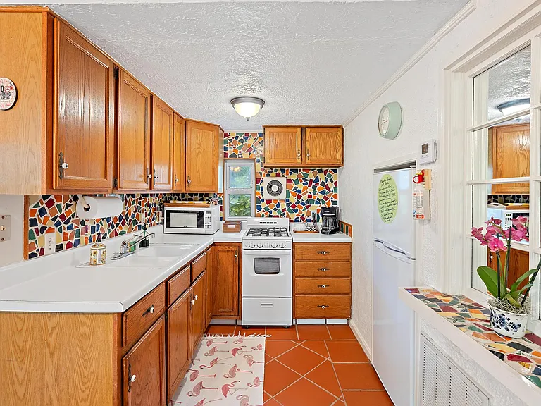 614 Flamingo Dr — Photo 11