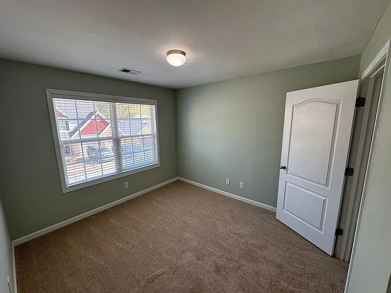 6902 Grand Hickory Dr — Photo 14
